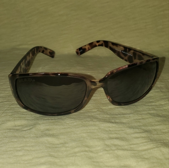 Del Sol My Girl Color Changing Tortoise Shell Sunglasses NEW - Picture 4 of 10